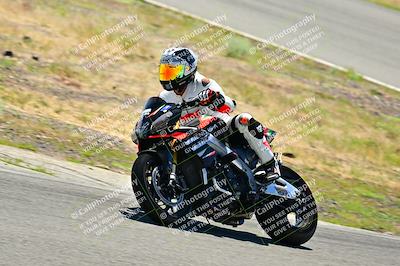 media/Apr-13-2025-TrackXperience (Sun) [[fb1ef998a6]]/Level 2 (Intermediate)/Turns 4 and 6 (Session 4)/